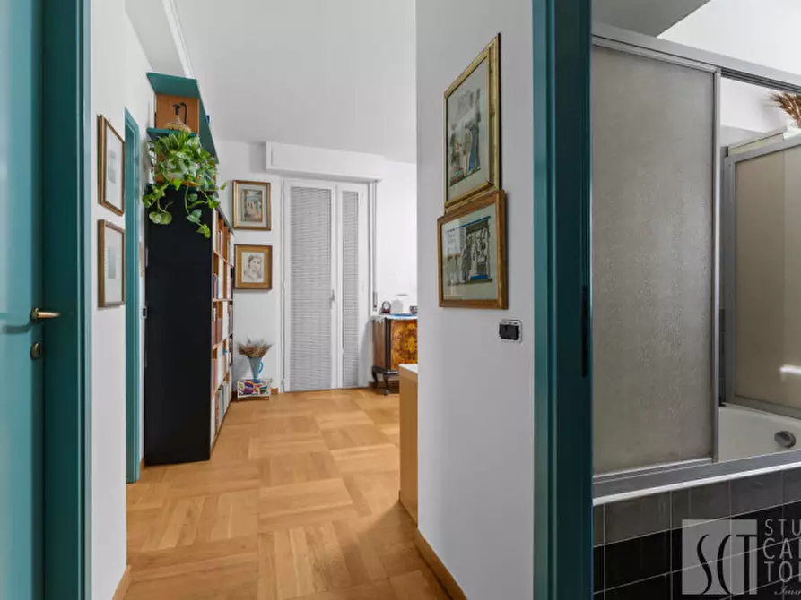 Immagine 11 di Appartamento in vendita  in VIA AMBROGIO BINDA, 3 a Milano