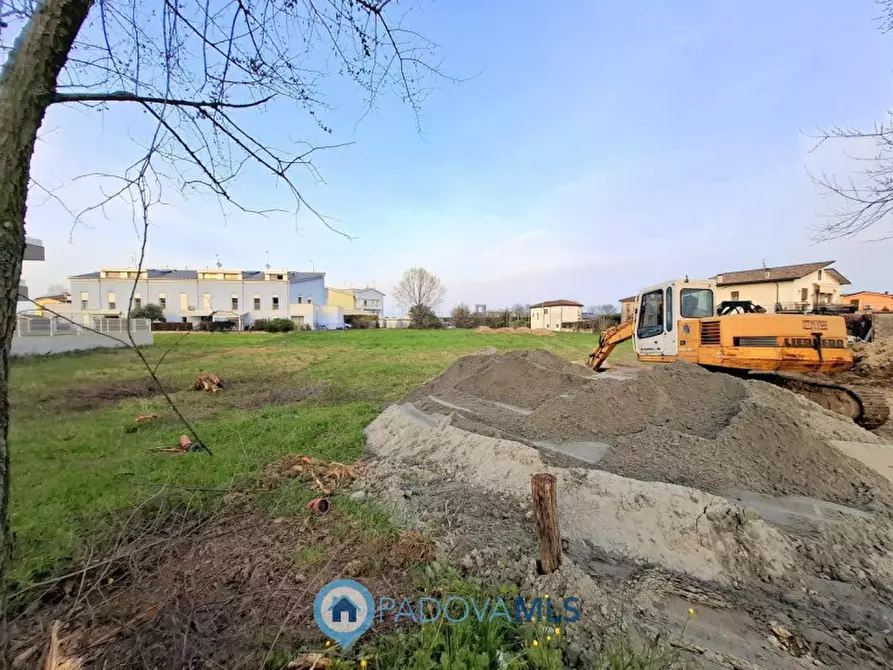 Immagine 11 di Terreno in vendita  in Via degli Scavi a Montegrotto Terme