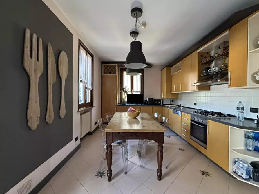 Immagine 19 di Casa trifamiliare in vendita  in Via Traversetolo, 326 a Parma