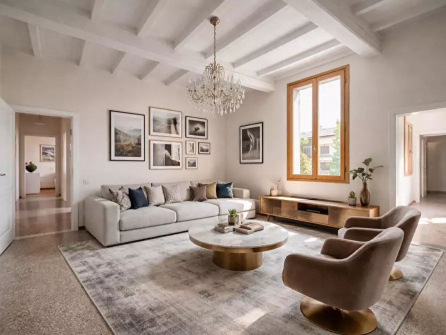 Immagine 46 di Casa trifamiliare in vendita  in Via Traversetolo, 326 a Parma