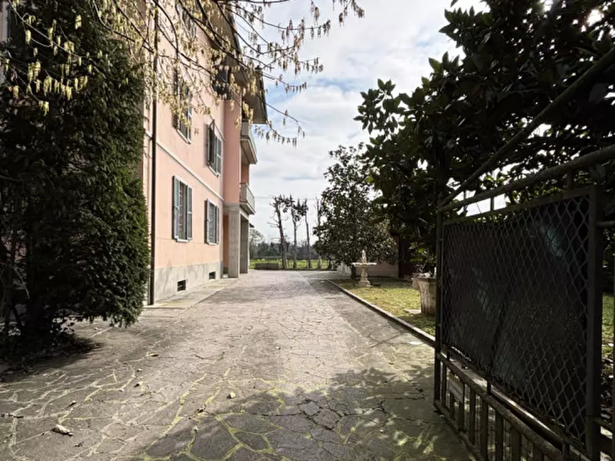 Immagine 54 di Casa trifamiliare in vendita  in Via Traversetolo, 326 a Parma