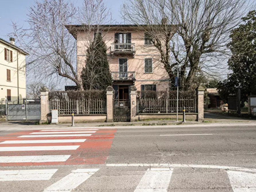 Immagine 60 di Casa trifamiliare in vendita  in Via Traversetolo, 326 a Parma