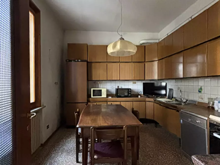 Immagine 14 di Appartamento in vendita  in Via Traversetolo, 326 a Parma