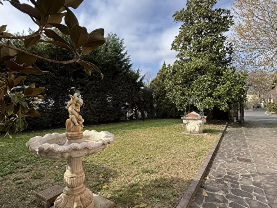 Immagine 22 di Appartamento in vendita  in Via Traversetolo, 326 a Parma