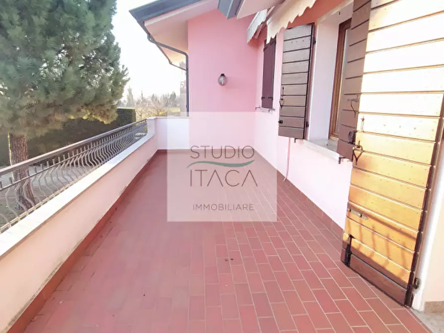 Immagine 3 di Casa bifamiliare in vendita  in via Polesine a Padova