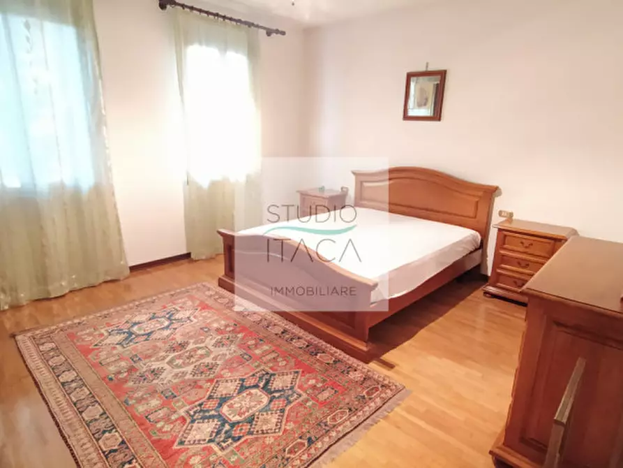 Immagine 9 di Casa bifamiliare in vendita  in via Polesine a Padova
