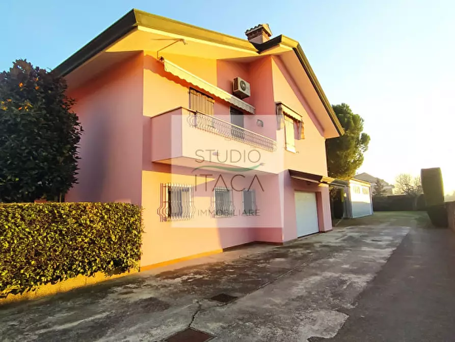 Immagine 21 di Casa bifamiliare in vendita  in via Polesine a Padova