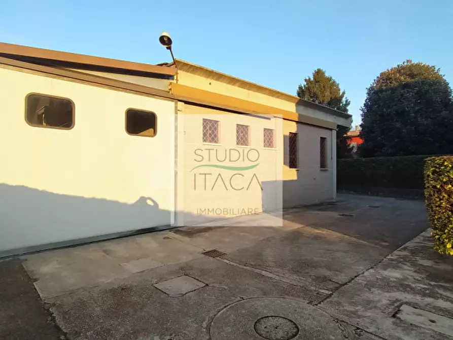 Immagine 22 di Casa bifamiliare in vendita  in via Polesine a Padova
