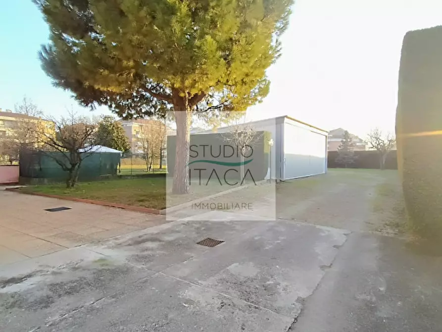 Immagine 23 di Casa bifamiliare in vendita  in via Polesine a Padova