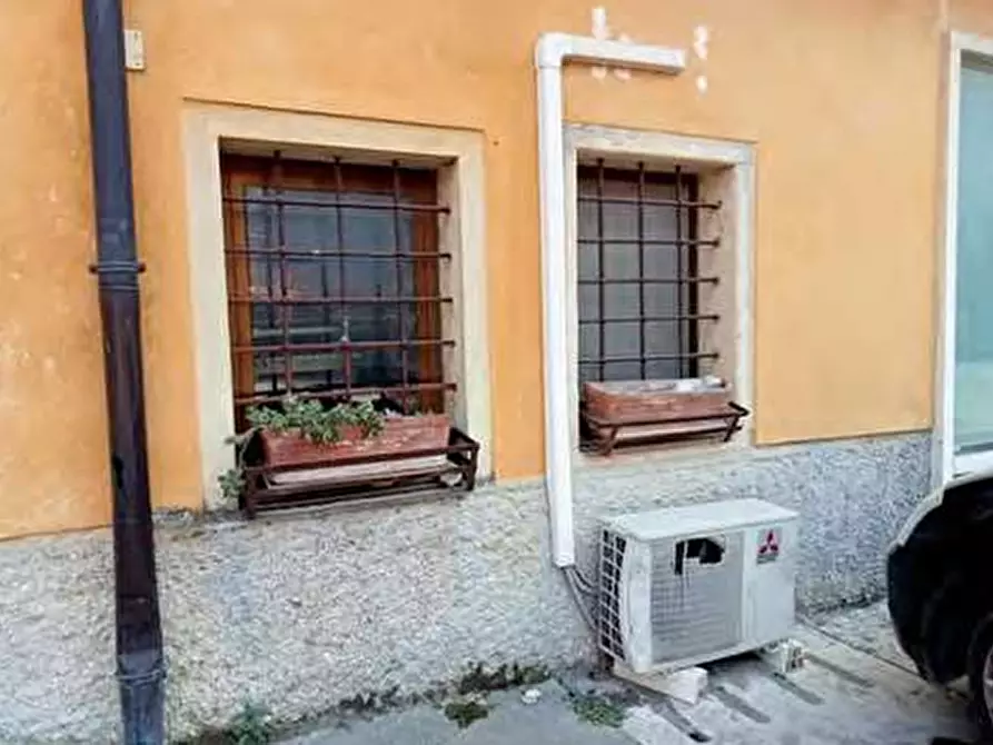 Immagine 6 di Negozio in vendita  in Via Chiesuola 2 a Grezzana