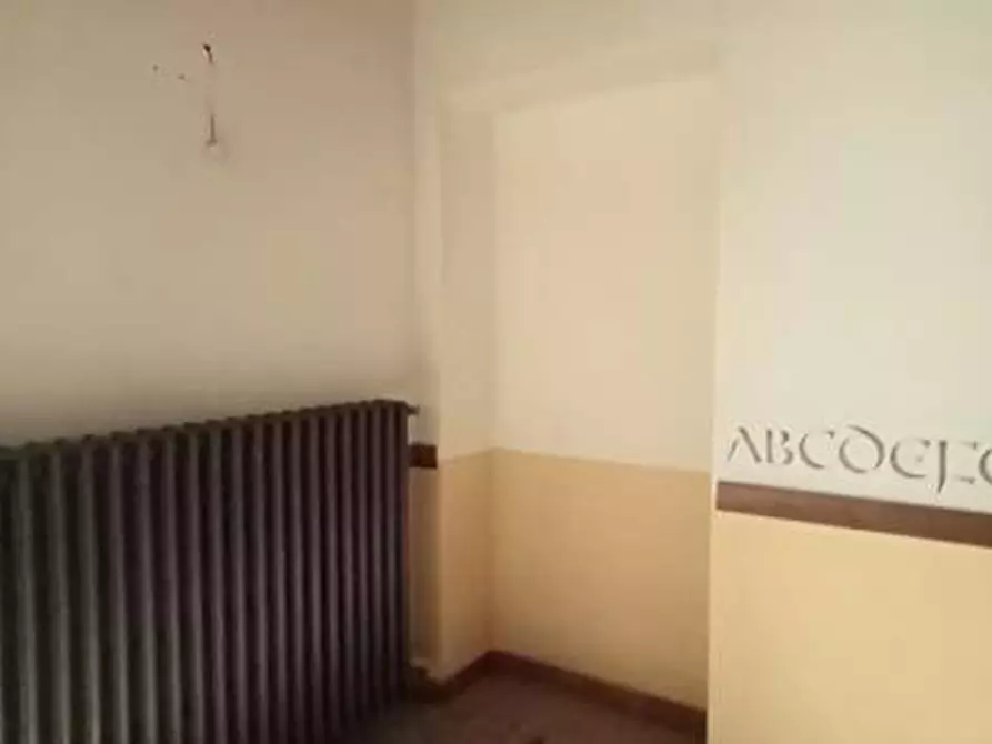 Immagine 9 di Negozio in vendita  in Via Chiesuola 2 a Grezzana