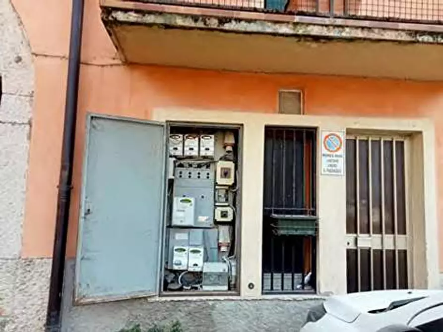 Immagine 38 di Negozio in vendita  in Via Chiesuola 2 a Grezzana