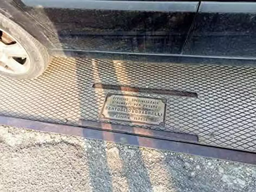 Immagine 42 di Negozio in vendita  in Via Chiesuola 2 a Grezzana