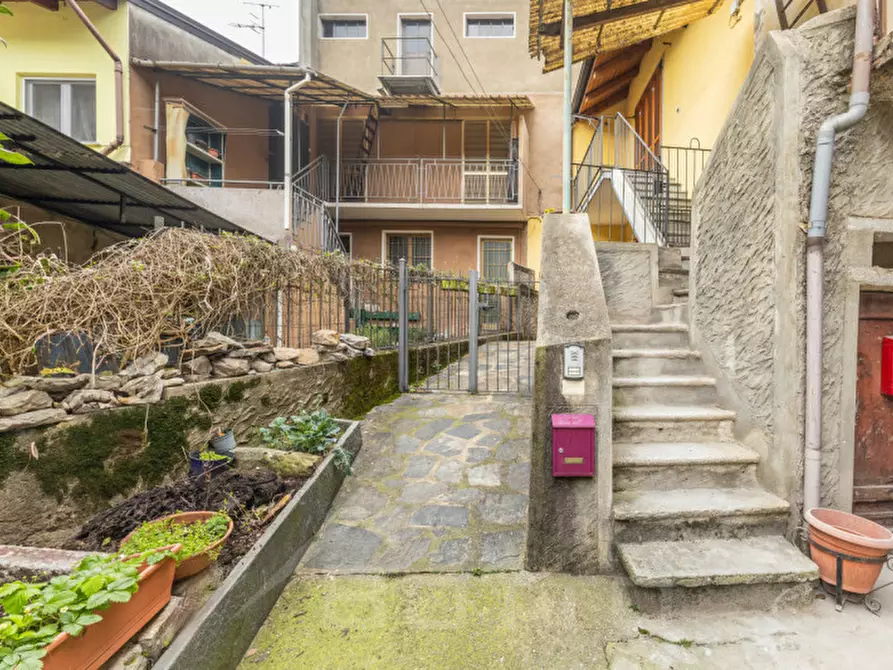 Immagine 4 di Appartamento in vendita  in Via Malnaggio a Omegna