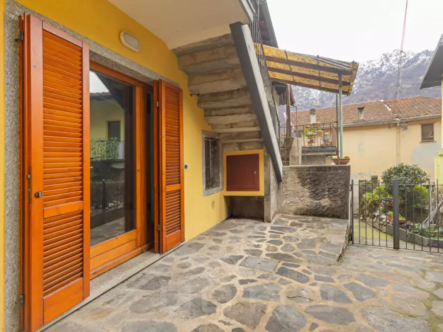 Immagine 6 di Appartamento in vendita  in Via Malnaggio a Omegna
