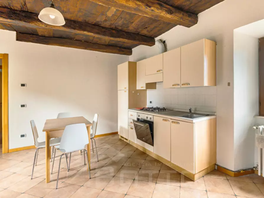 Immagine 10 di Appartamento in vendita  in Via Malnaggio a Omegna