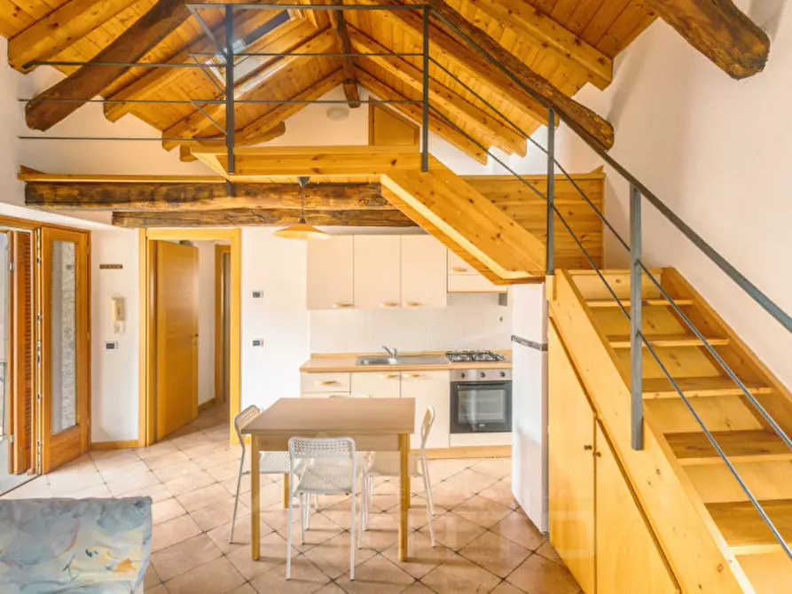 Immagine 1 di Appartamento in vendita  in Via Malnaggio a Omegna