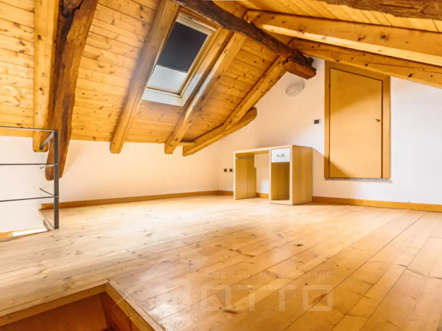 Immagine 11 di Appartamento in vendita  in Via Malnaggio a Omegna