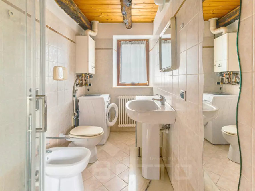 Immagine 17 di Appartamento in vendita  in Via Malnaggio a Omegna