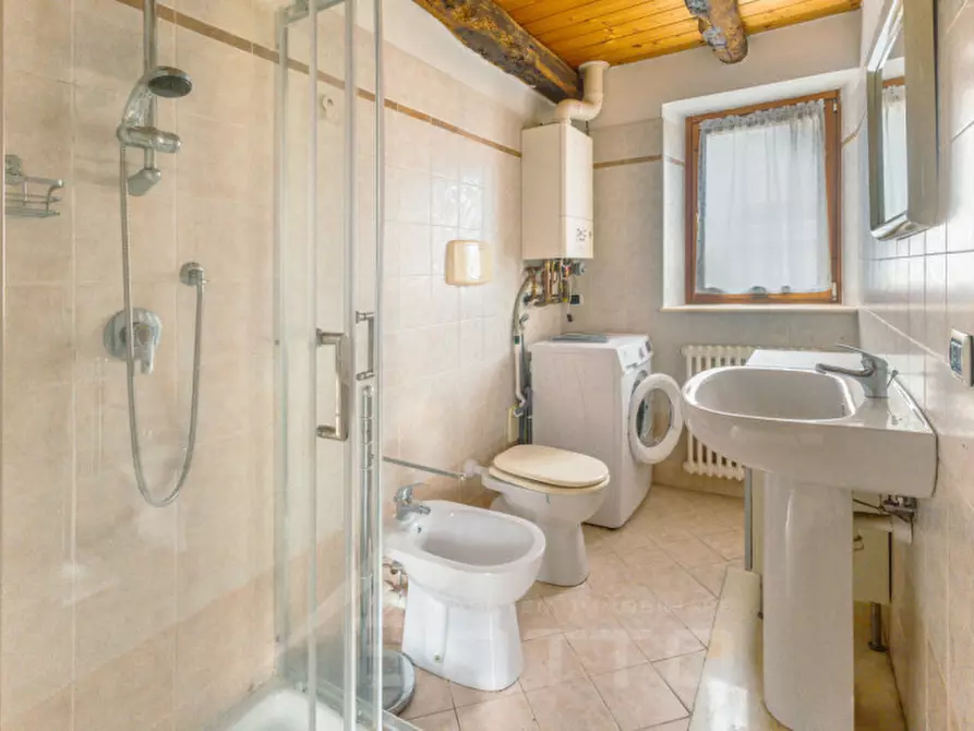 Immagine 18 di Appartamento in vendita  in Via Malnaggio a Omegna