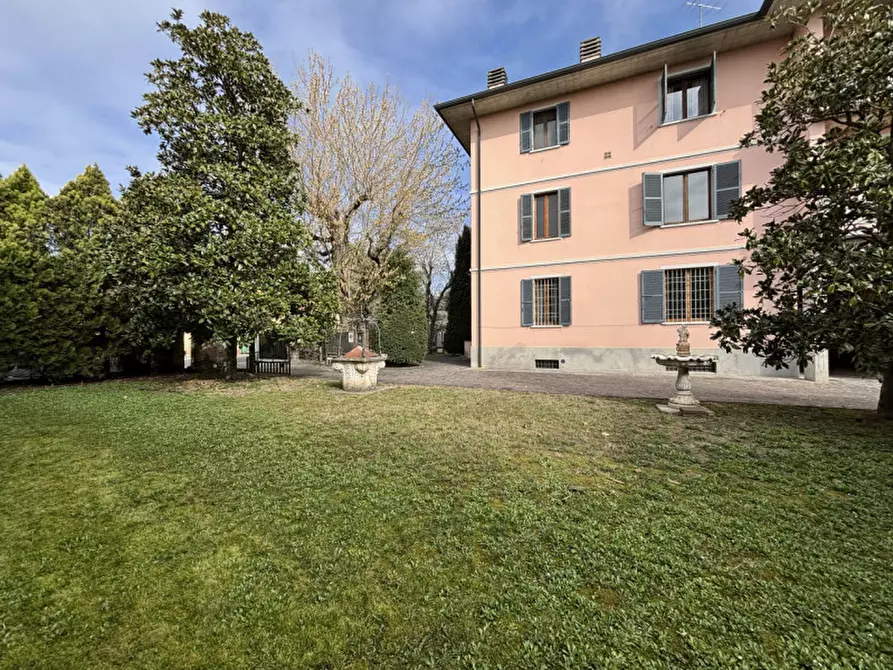 Immagine 31 di Appartamento in vendita  in Via Traversetolo, 326 a Parma