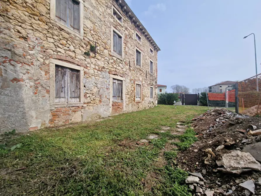 Immagine 3 di Rustico / casale in vendita  in Via Colderuga a Longare