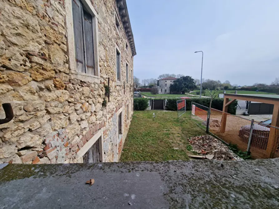 Immagine 5 di Rustico / casale in vendita  in Via Colderuga a Longare