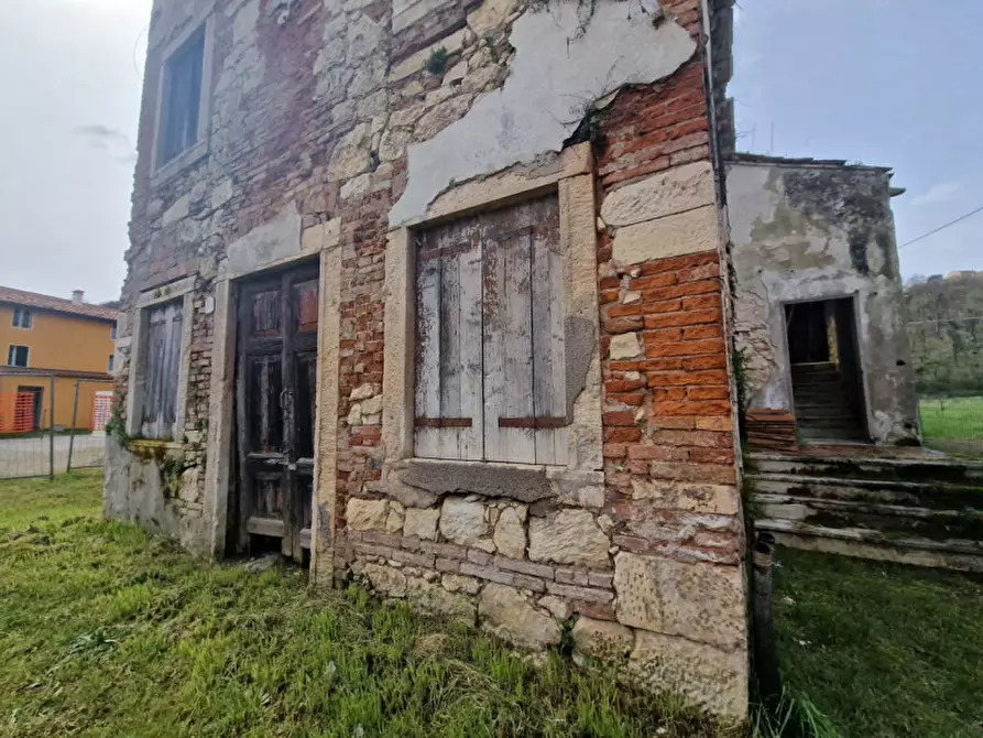 Immagine 6 di Rustico / casale in vendita  in Via Colderuga a Longare