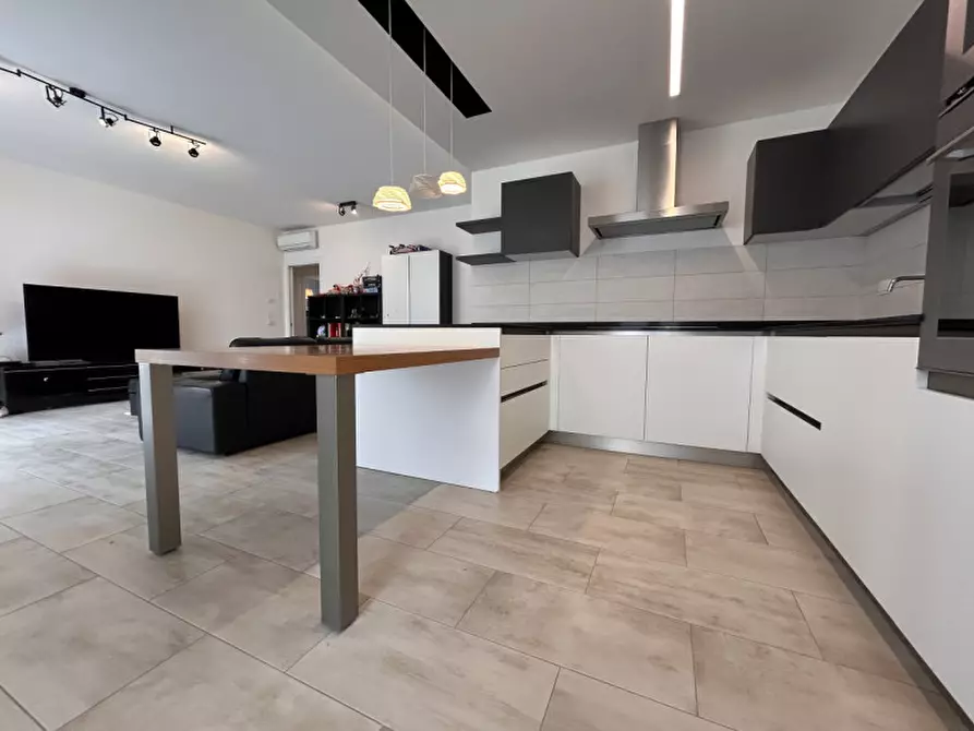 Immagine 1 di Appartamento in vendita  in Via Nazareth a Padova