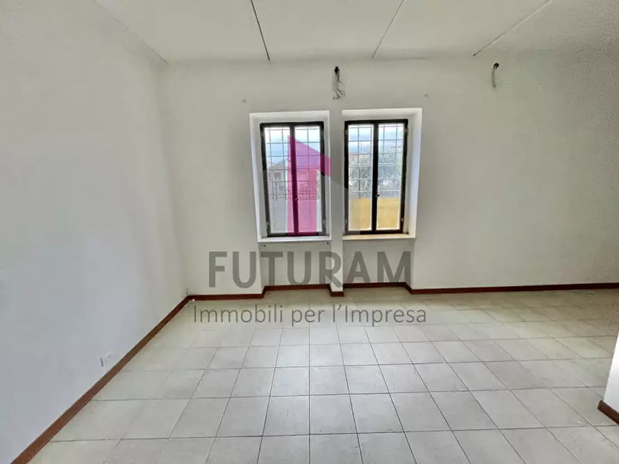 Immagine 18 di Negozio in affitto  a Marano Vicentino