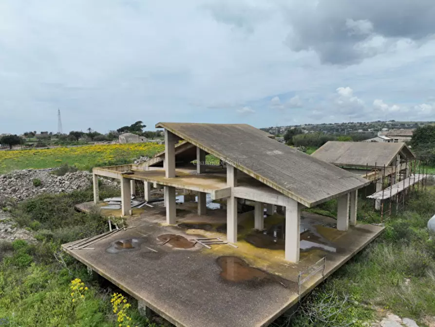 Immagine 12 di Rustico / casale in vendita  a Modica