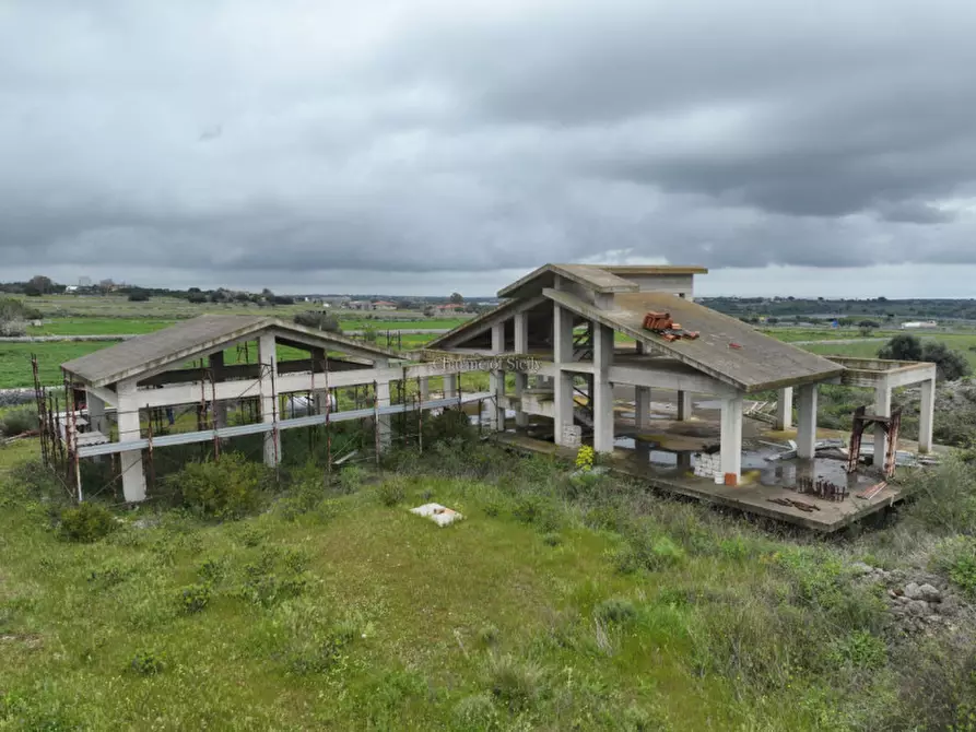 Immagine 21 di Rustico / casale in vendita  a Modica
