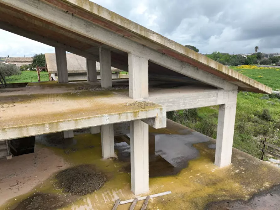 Immagine 26 di Rustico / casale in vendita  a Modica