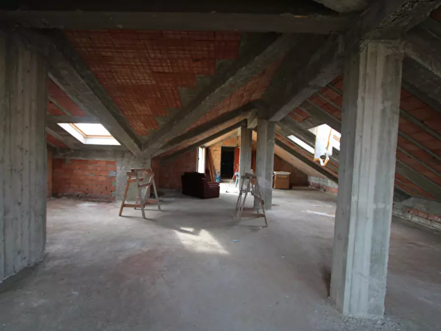 Immagine 11 di Appartamento in vendita  in Via Noviziato-Casazza 62 a Messina