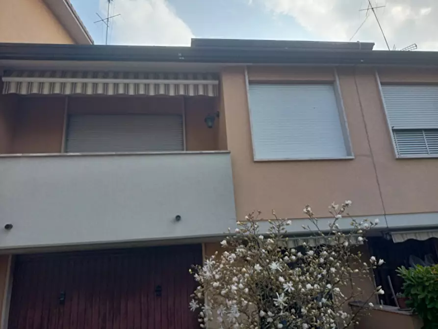 Immagine 2 di Villetta a schiera in vendita  in Via Caporello a Padova