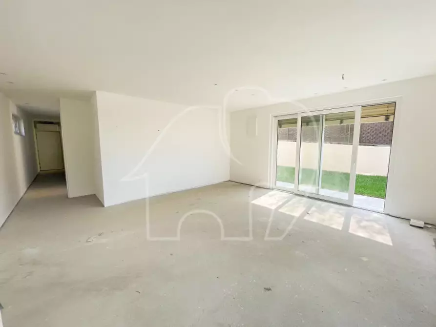 Immagine 7 di Appartamento in vendita  in Località Crosetta a Torri Del Benaco