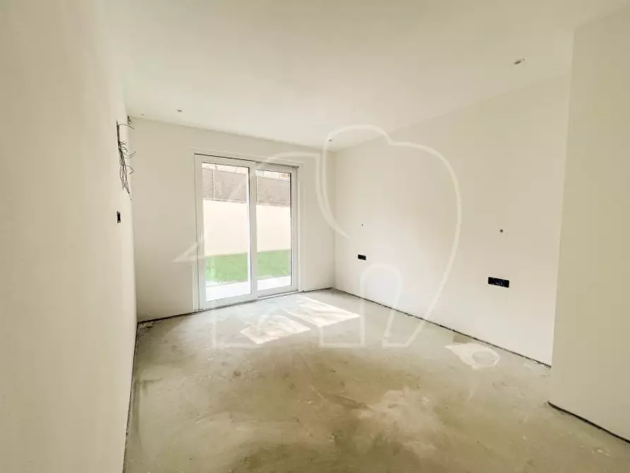 Immagine 9 di Appartamento in vendita  in Località Crosetta a Torri Del Benaco