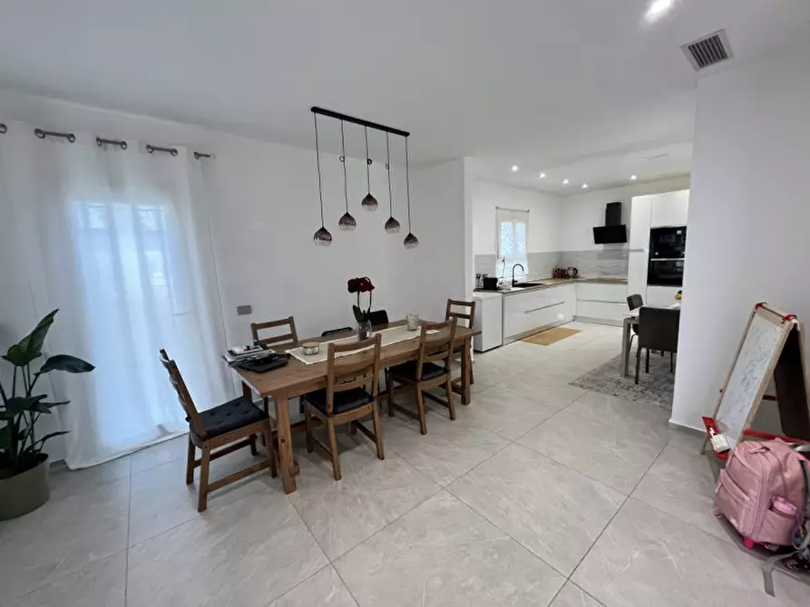 Immagine 9 di Appartamento in vendita  in via feleto a Coriano