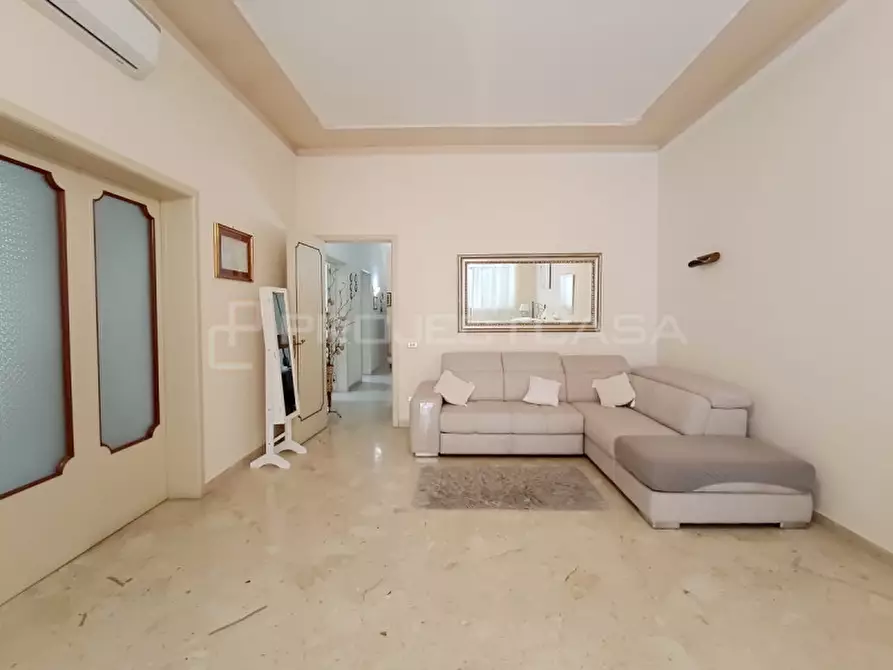 Immagine 1 di Villa in vendita  in Via Don Salvatore Montagna 44 a Maglie