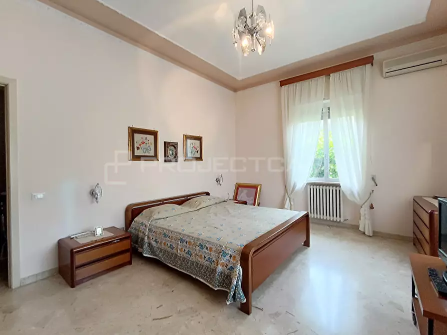 Immagine 7 di Villa in vendita  in Via Don Salvatore Montagna 44 a Maglie