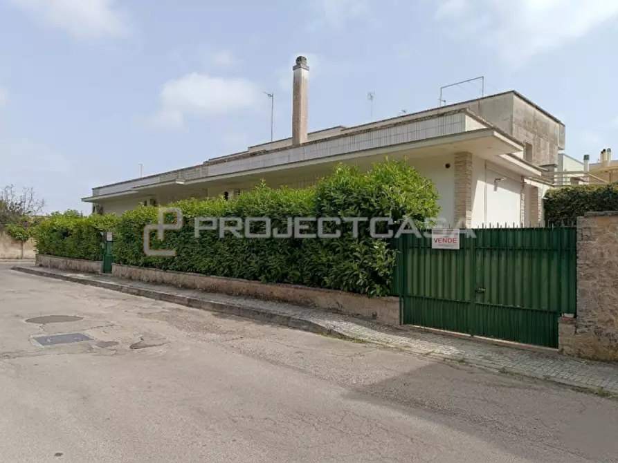 Immagine 24 di Villa in vendita  in Via Don Salvatore Montagna 44 a Maglie