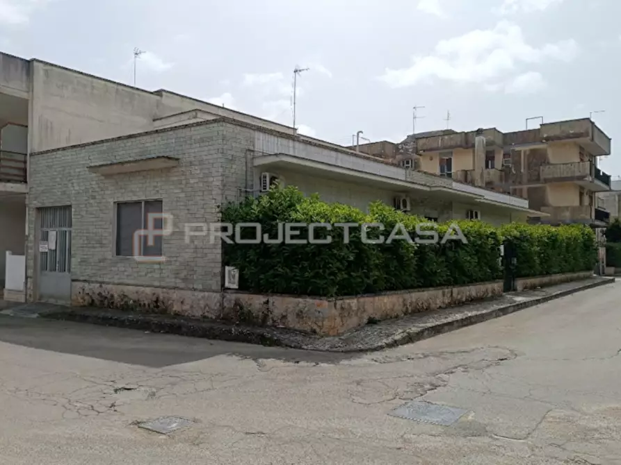 Immagine 25 di Villa in vendita  in Via Don Salvatore Montagna 44 a Maglie