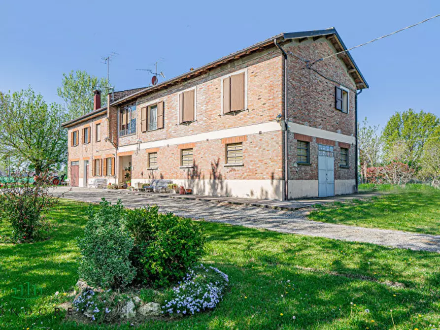 Immagine 1 di Villa in vendita  in Via Pierino Turrini a Anzola Dell'emilia
