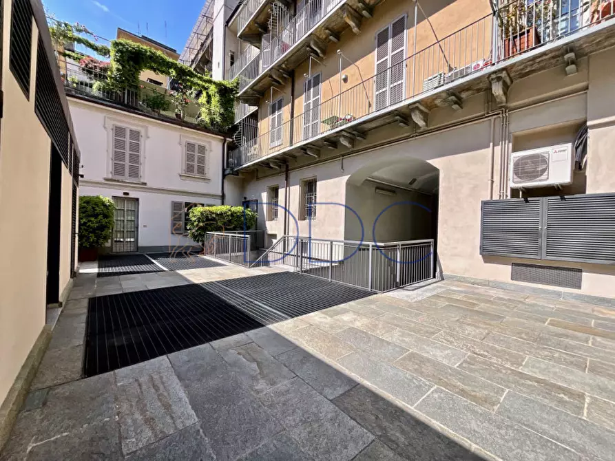 Immagine 14 di Appartamento in affitto  in Via Carlo Alberto 40 a Torino