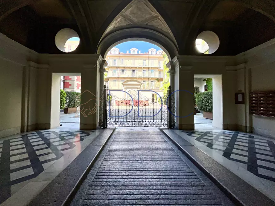 Immagine 19 di Appartamento in affitto  in Via Carlo Alberto 40 a Torino