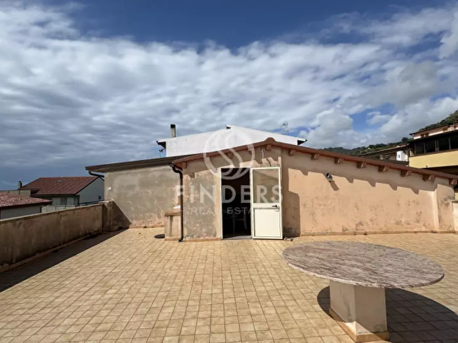 Immagine 38 di Palazzo in vendita  in Via Lurio Trav. I n.7 a Palizzi