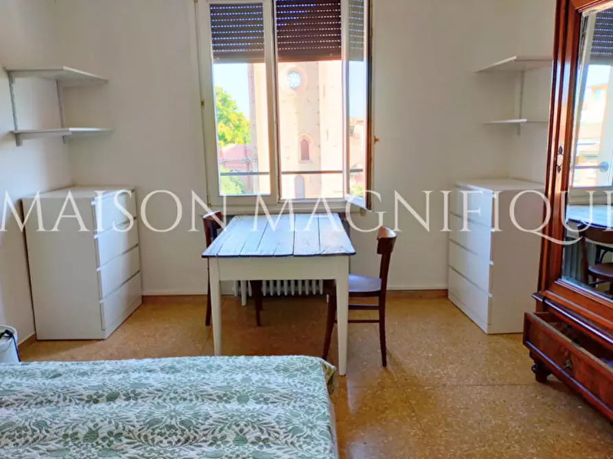 Immagine 4 di Camera in affitto  in Piazza San Francesco a Bologna