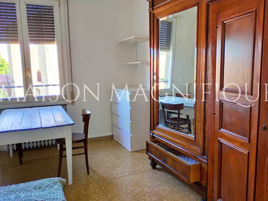 Immagine 14 di Camera in affitto  in Piazza San Francesco a Bologna