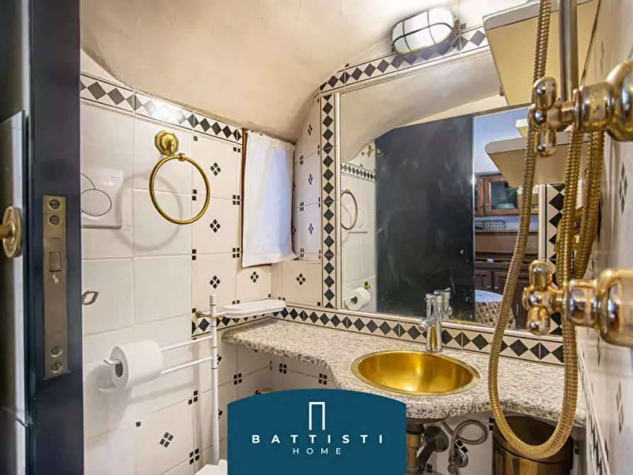 Immagine 19 di Appartamento in affitto  in Piazza Campo Marzio a Roma