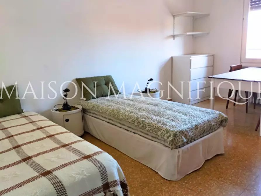 Immagine 1 di Camera in affitto  in Piazza San Francesco a Bologna